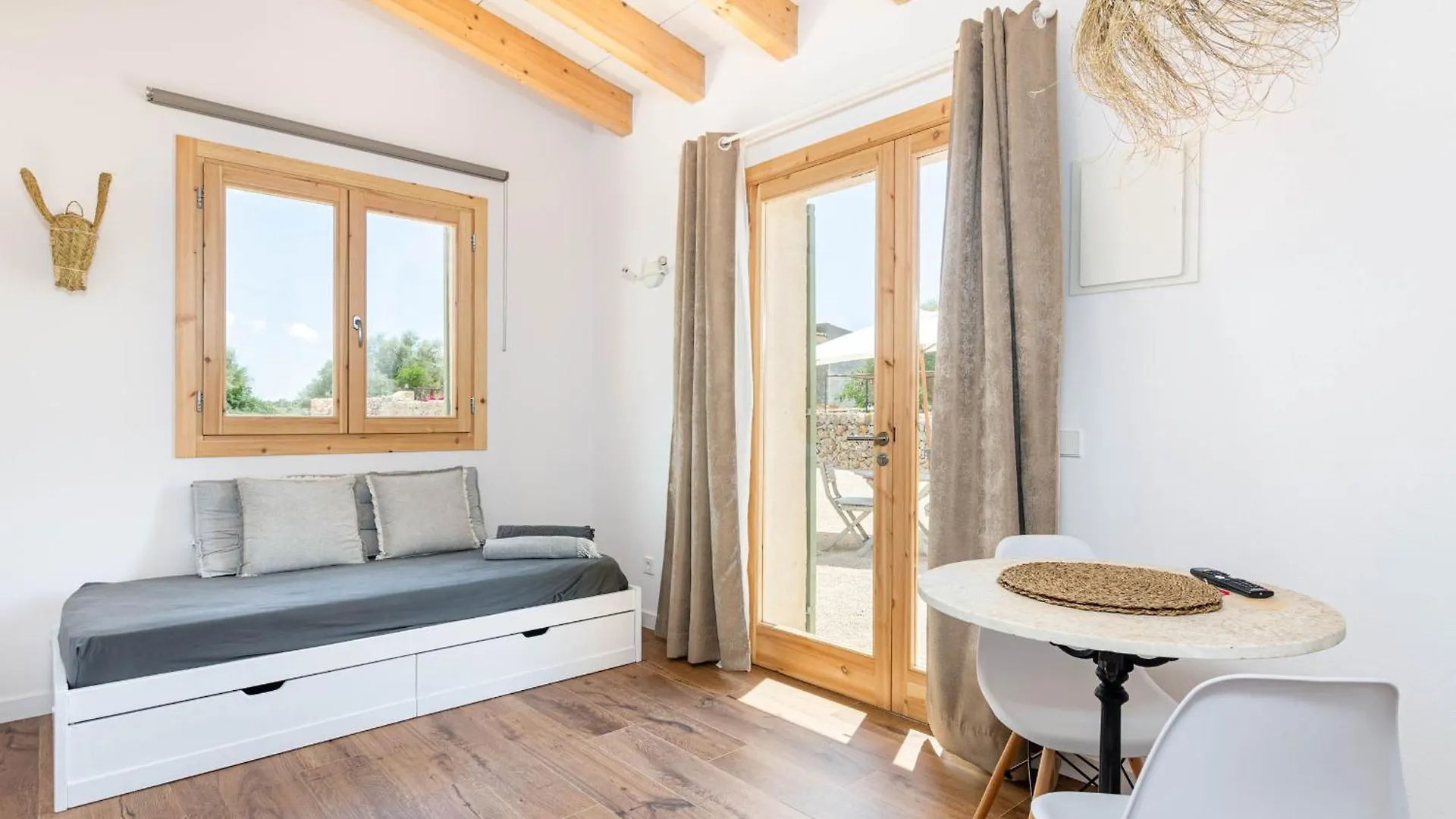 Agroturismo Cal Tio 3 Yourhouse Costitx  Spain